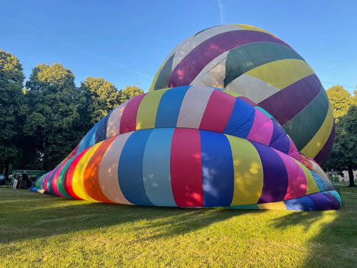 Départ groupé des ballons 